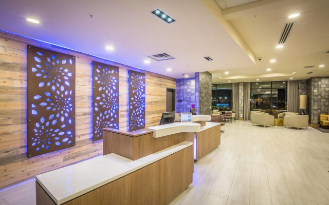 photo 2 of Fairfield Inn & Suites by Marriott Denver Downtown