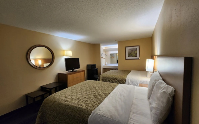 photo 4 of Budget Host Inn