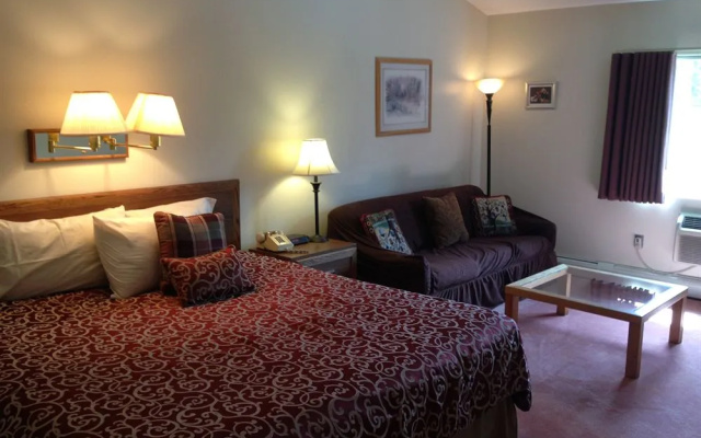 photo 3 of Budget Host Killington Lodge