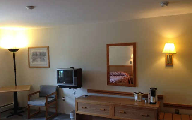 photo 4 of Budget Host Killington Lodge