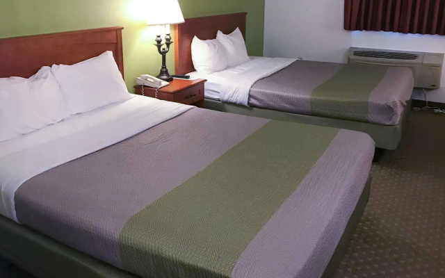 photo 4 of Motel 6 Bloomsburg, PA