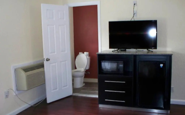 photo 5 of Budget Inn And Suites