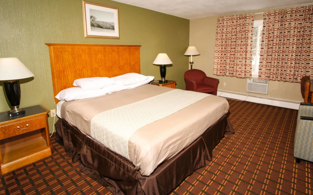 photo 4 of Budget Inn - Syracuse Airport