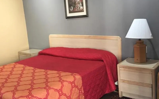 photo 5 of Budget Inn