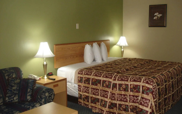 photo 2 of Budget Inn Bath