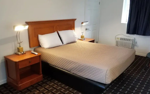 photo 5 of Budget Inn Breezewood
