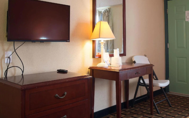 photo 3 of Budget Inn Cocoa
