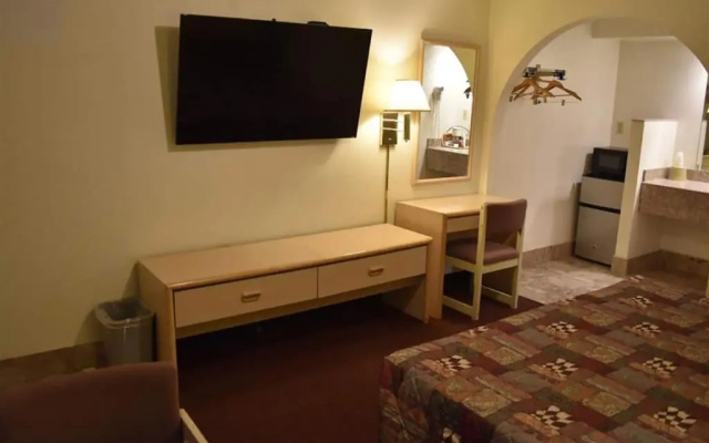 photo 5 of Travelodge by Wyndham Farmington