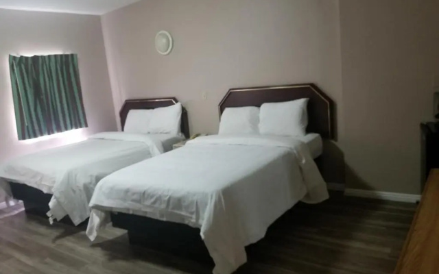 photo 4 of Budget Inn Hollywood