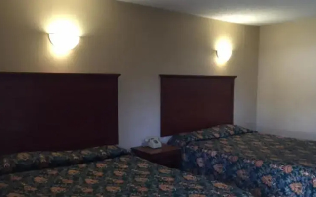 photo 2 of Budget Inn