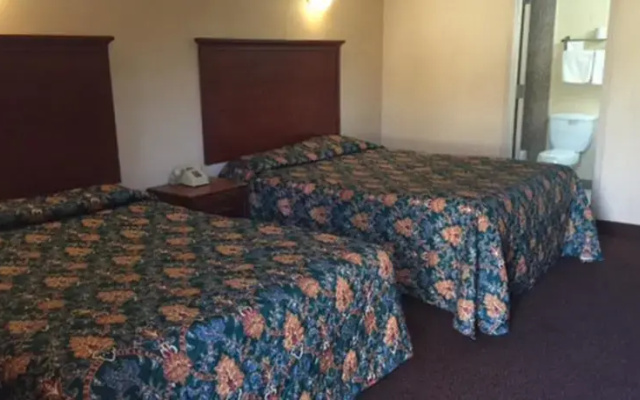 photo 5 of Budget Inn
