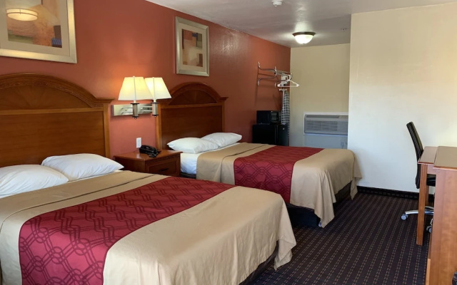 photo 4 of Budget Inn Madill