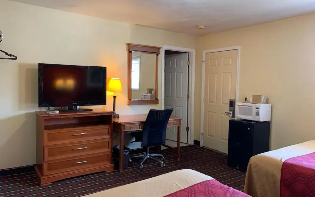 photo 5 of Budget Inn Madill