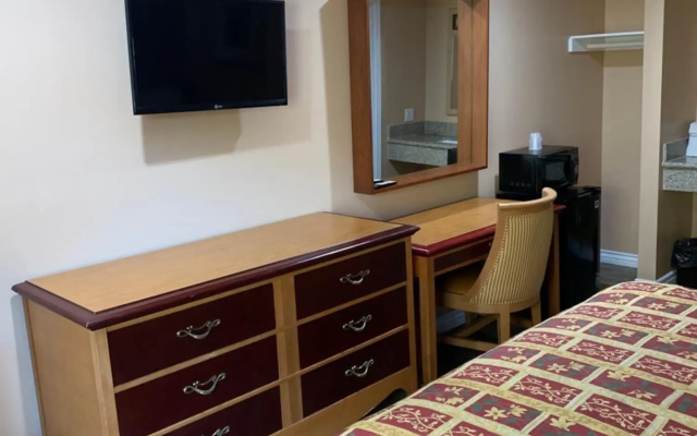 photo 4 of Budget Inn San Gabriel