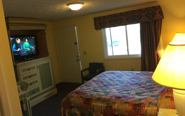 photo 3 of Budget Inn North Stonington
