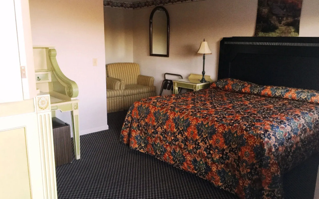 photo 4 of Budget Inn North Stonington