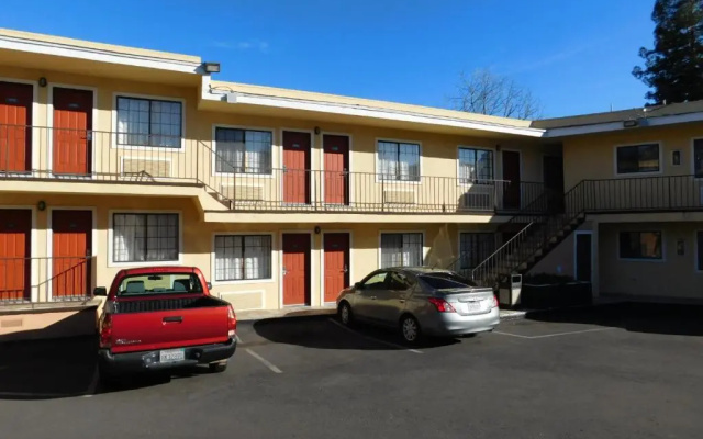 photo 4 of Piedmont Place