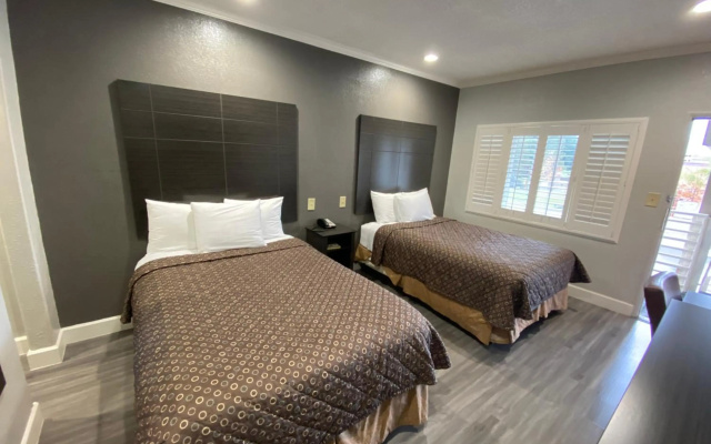 photo 4 of Budget Inn of Hayward