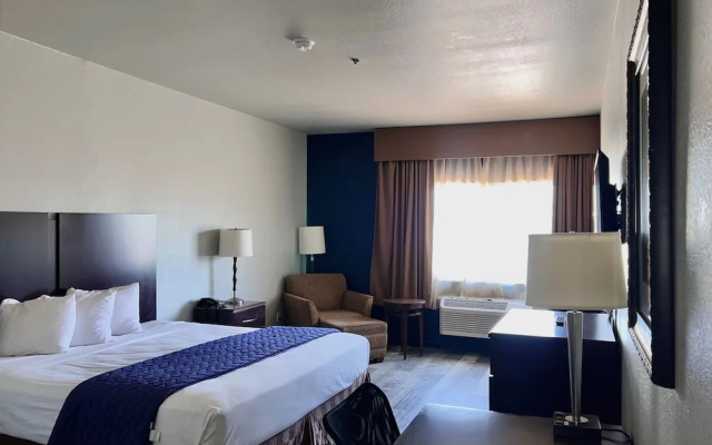 photo 3 of Budget Inn