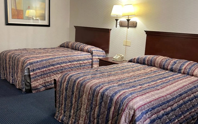 photo 3 of Budget Inn Temple Hills