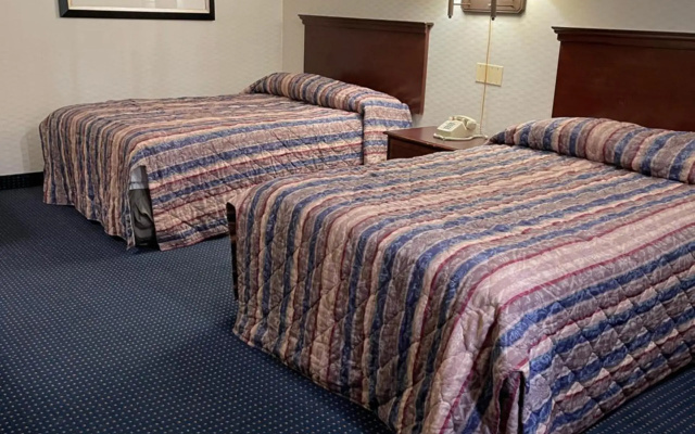 photo 4 of Budget Inn Temple Hills