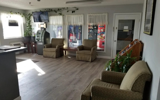 photo 2 of Budget Inn Wentzville