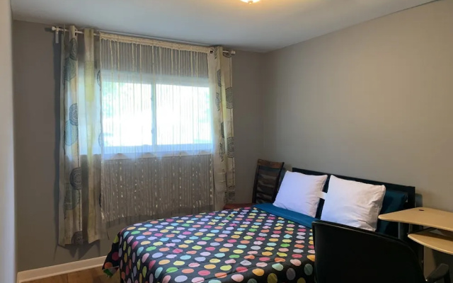 photo 2 of Budget Room in Livonia Guest House