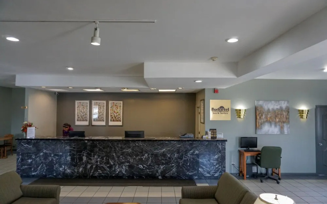 photo 2 of Budgetel Inn Glen Ellyn