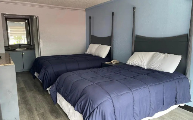 photo 2 of Budgetel Inn & Suites