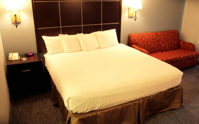 photo 3 of The Buena Park Hotel & Suites