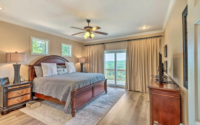 photo 4 of Bull Shoals Retreat w/ Panoramic River Views!