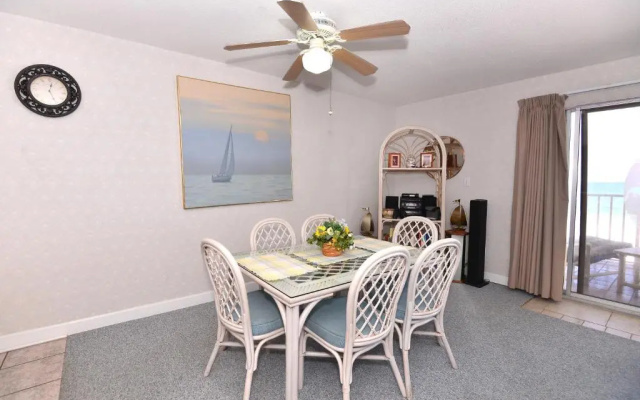 photo 5 of Holiday Villas
