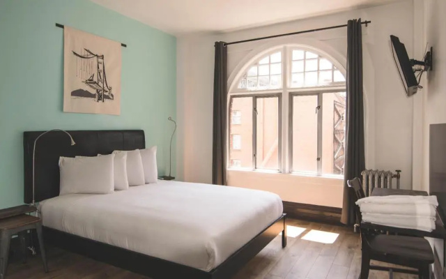 photo 3 of The Bartlett Hotel and Guesthouse