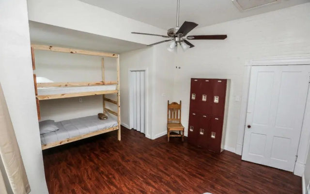 photo 3 of Bunkwood Hostel