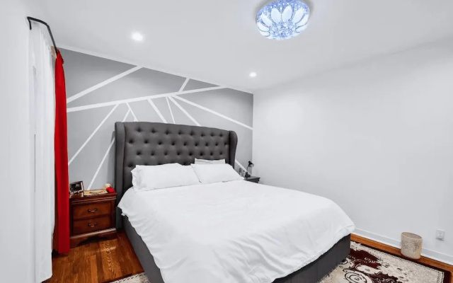 photo 5 of Burnside by Avantstay Modern, Boho, Chic LA Home