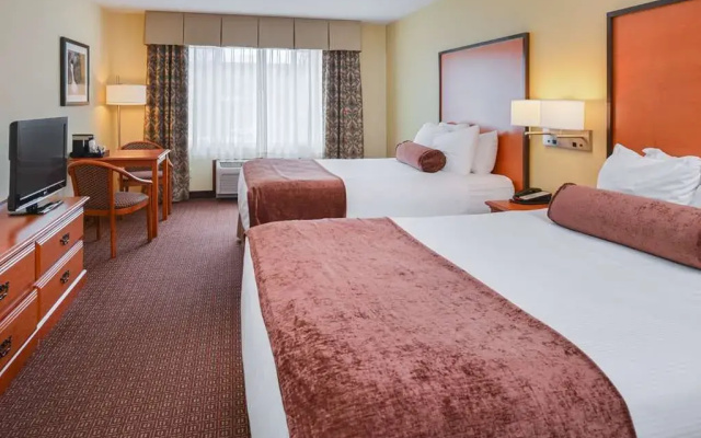 photo 5 of Best Western Plus Cascade Inn & Suites
