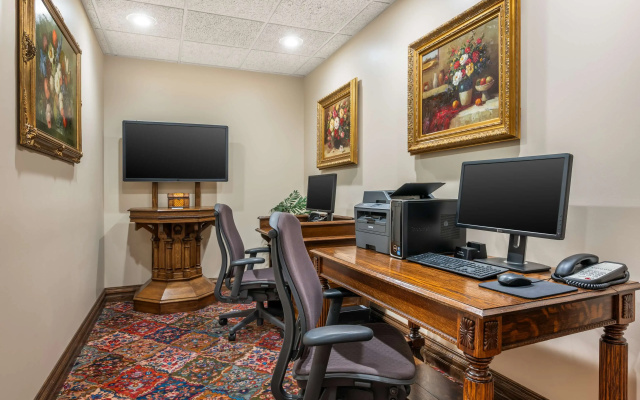 photo 3 of Best Western Premier Mariemont Inn