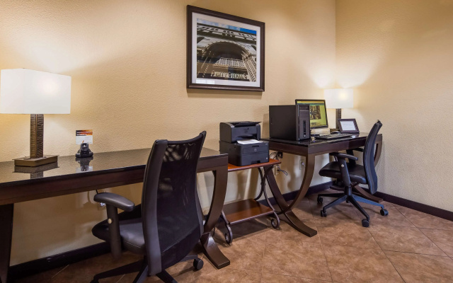 photo 4 of Best Western Windsor Pointe Hotel & Suites-Frost Bank Center