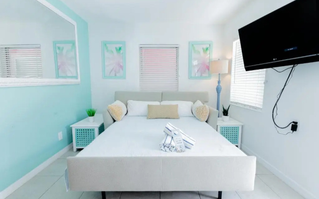 photo 3 of The Cabanas Treasure Island