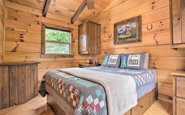 photo 2 of Near Winter Trails! Rustic Cabin in Mill Spring