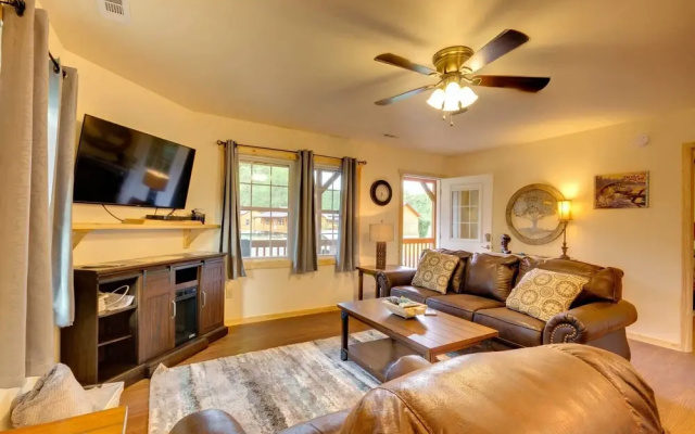 photo 5 of Smoky Mountain Cabin w/ Hot Tub & River Views!