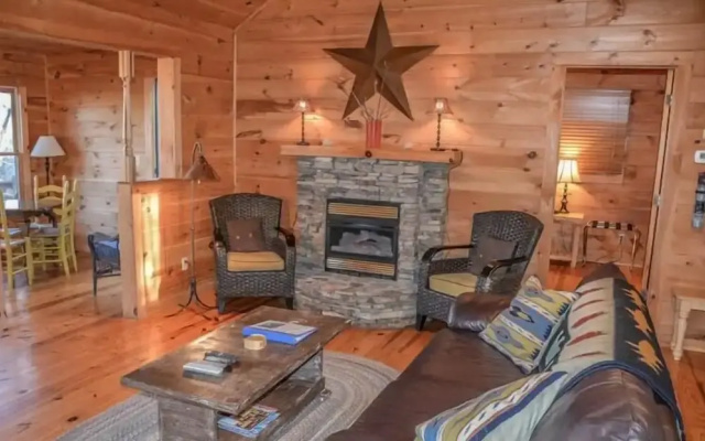 photo 2 of Cabin Sweet Cabin