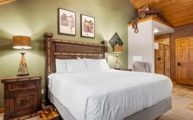 photo 4 of Cabins at Grand Mountain by Thousand Hills Vacations, Branson, USA