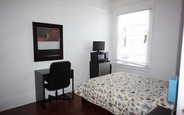 photo 3 of Cable Car Hotel