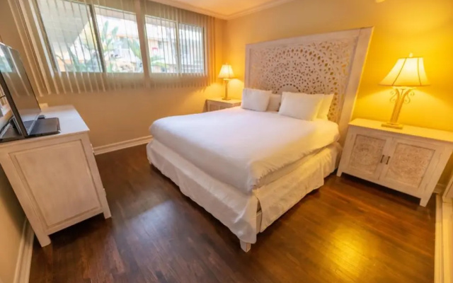 photo 4 of Cal Mar Hotel Suites