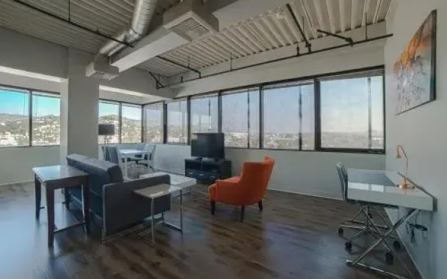 photo 5 of California Tower