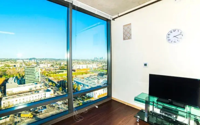 photo 4 of California Treasure Apartment