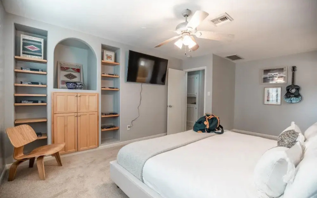 photo 2 of Free Bird by AvantStay | Desert Villa w/ Pool + Spa | 5 Mins to DT Scottsdale
