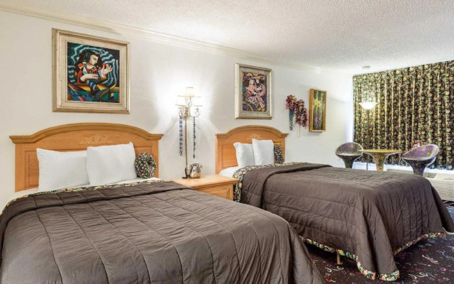 photo 5 of OYO Hotel Baton Rouge - Mead Rd