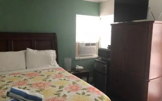 photo 5 of Calypso Inn Wilton Resort
